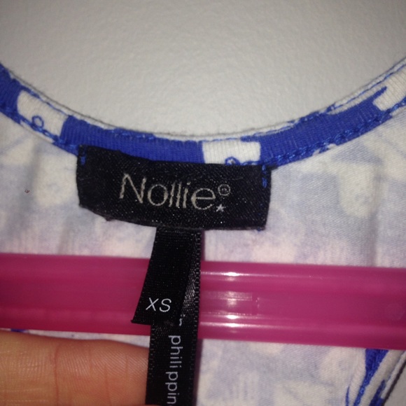 blue crop top with eagle design - Picture 3 of 3