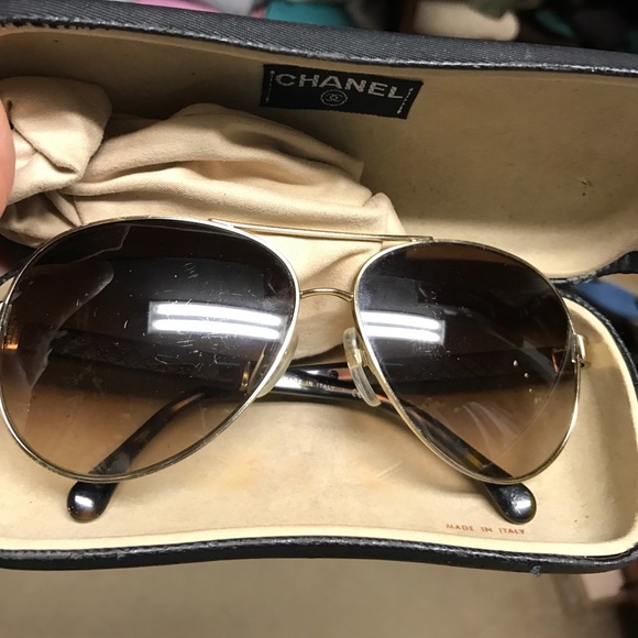 Ladies authentic Chanel sunglasses main image 4
