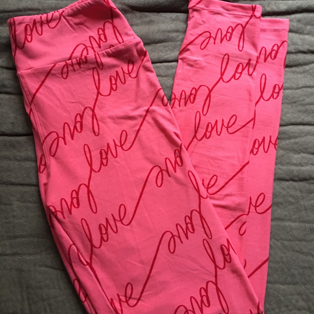 Valentines Day OS Leggings Lularoe