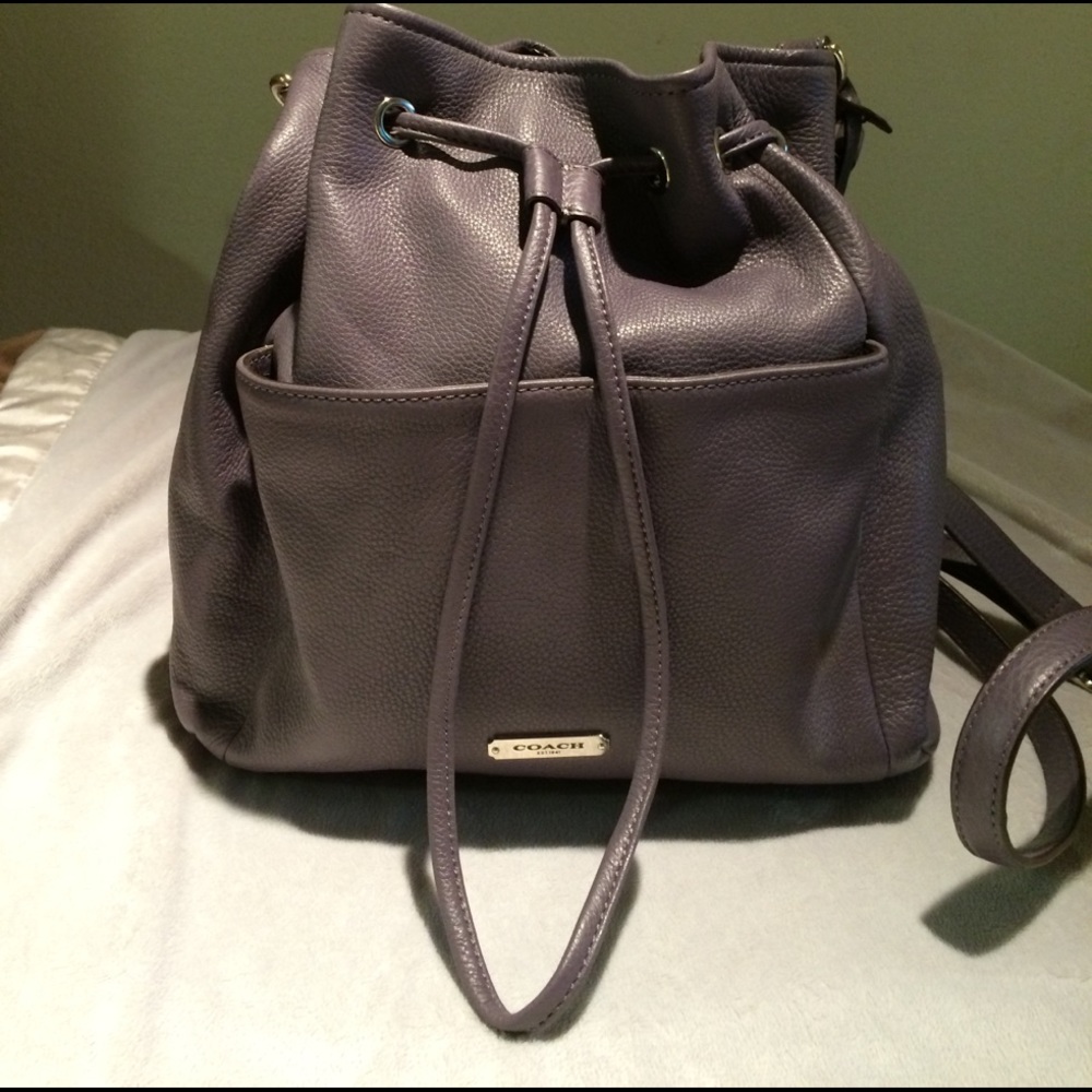 🔥Super SALE🔥 Adorable Coach drawstring satchel
