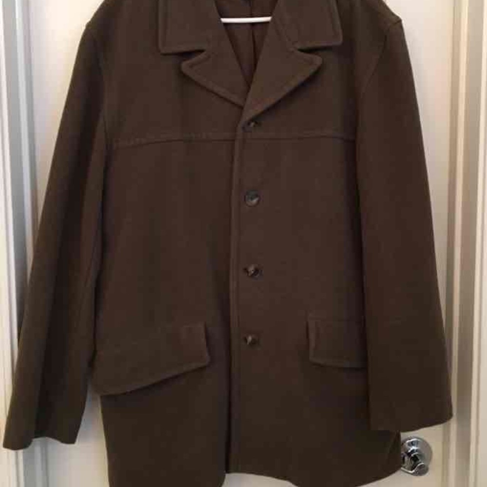 ✂️PRICE CUT✂️Men's peacoat