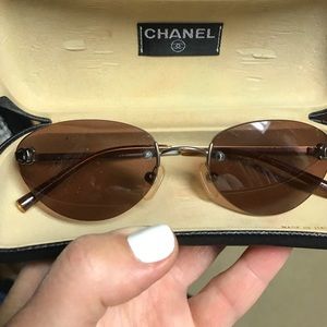 Ladies authentic sunglasses