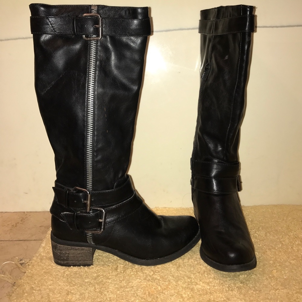 Black riding boots