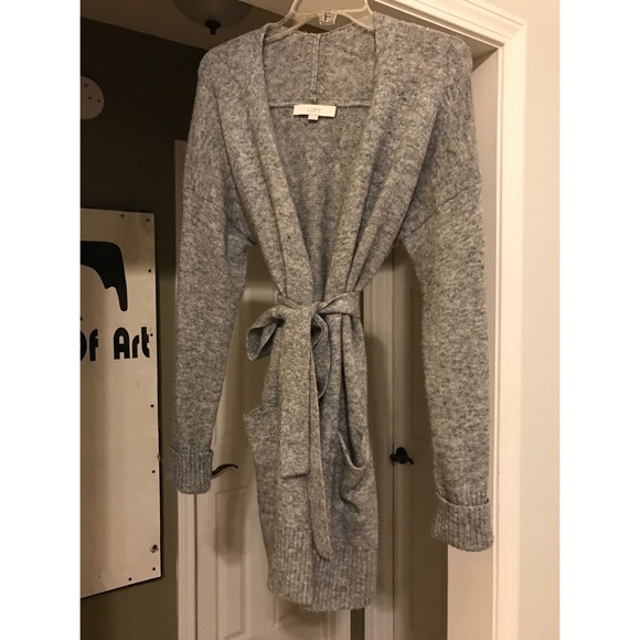 LOFT Sweaters - NEVER WORN Loft wrap cardigan in grey. Size M.