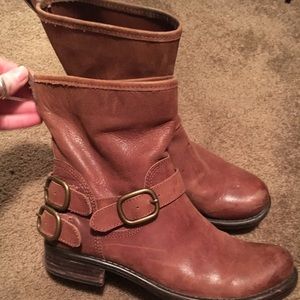 Lucky brand boots