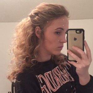 Meet your Posher, Michaela