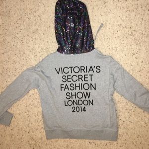 PINK Victoria's Secret sweatshirt