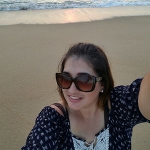 Meet your Posher, Lorena