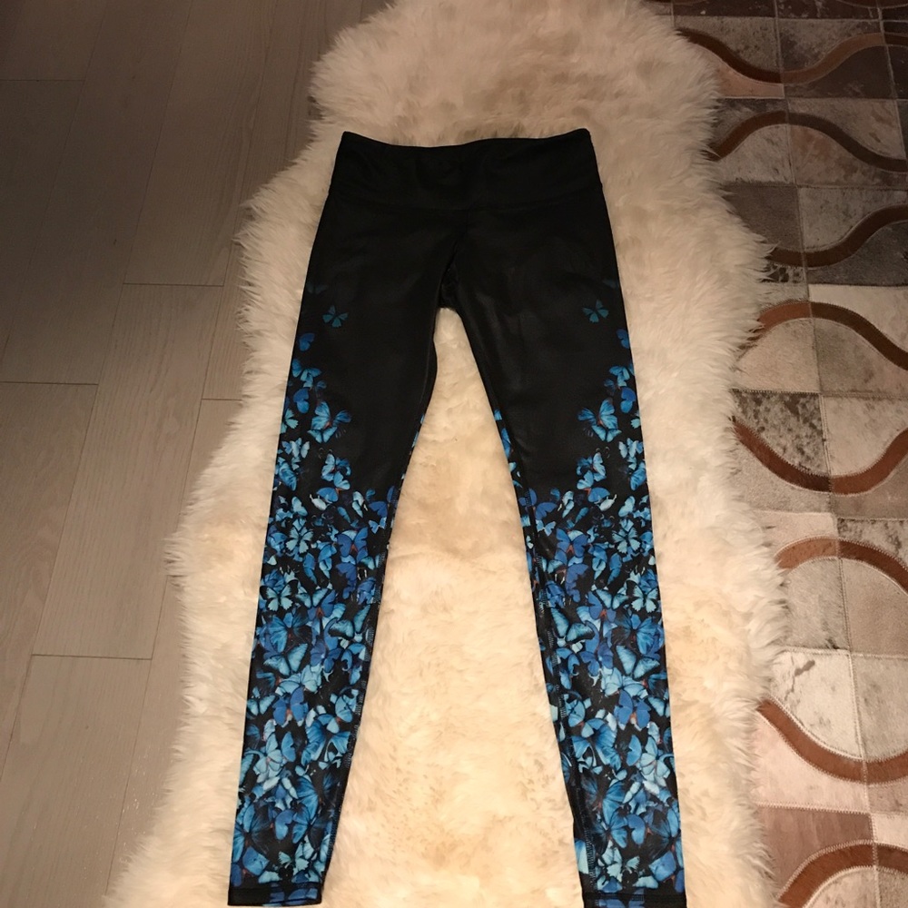 Alo Butterfly leggings