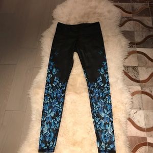 Alo Butterfly leggings