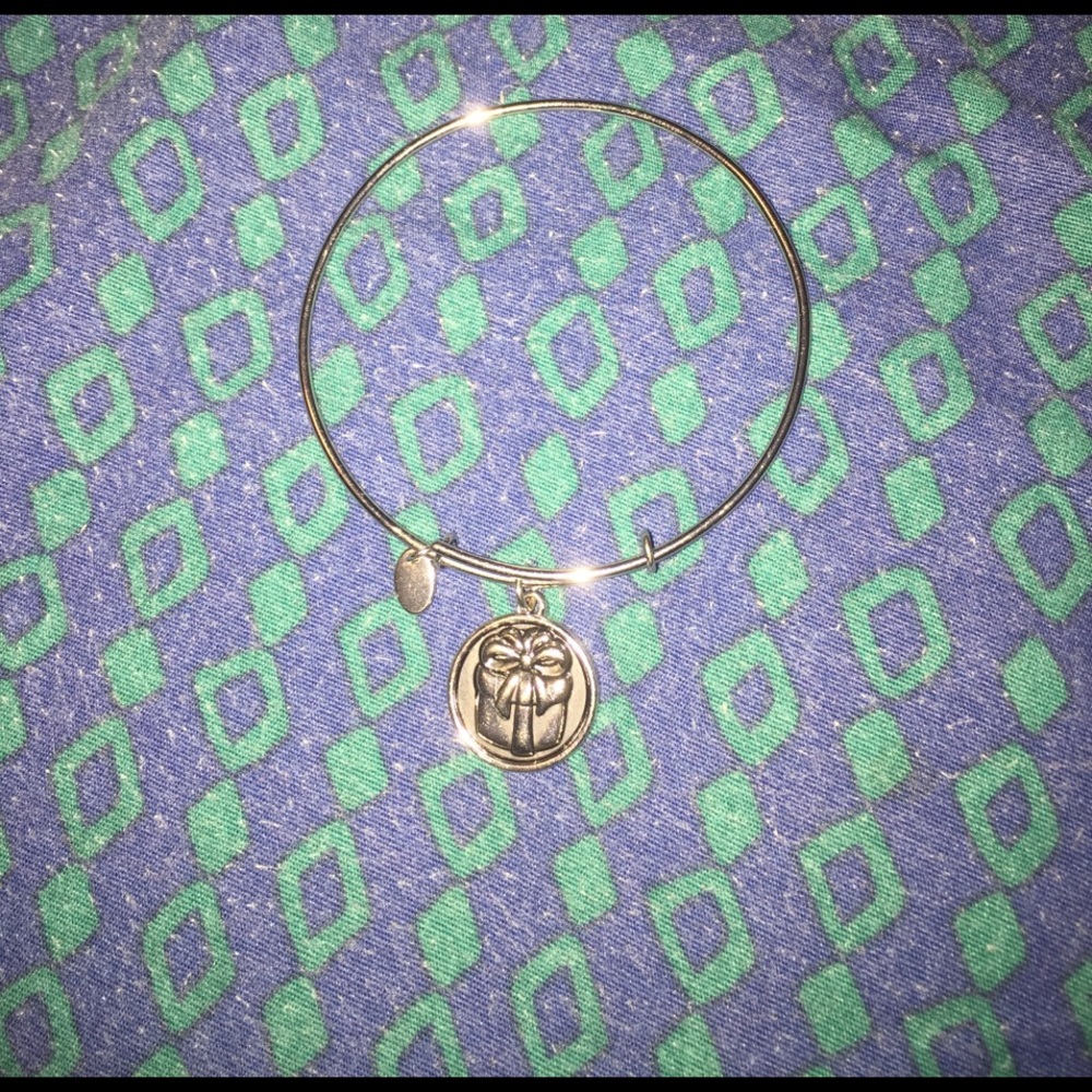 Present engraved bracelet