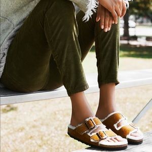 🌹145🌹BIRKENSTOCK mink shearling arizonas