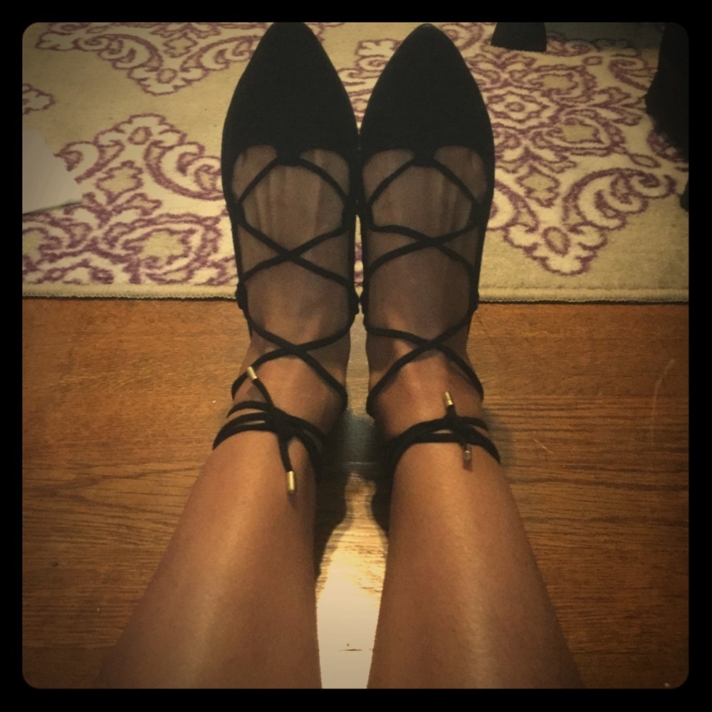 Used black Old Navy ballerina flats