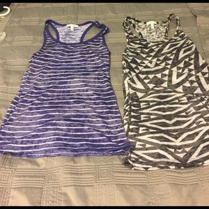 2 tank tops.