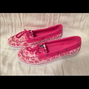 Pink leaopard print Sperrys
