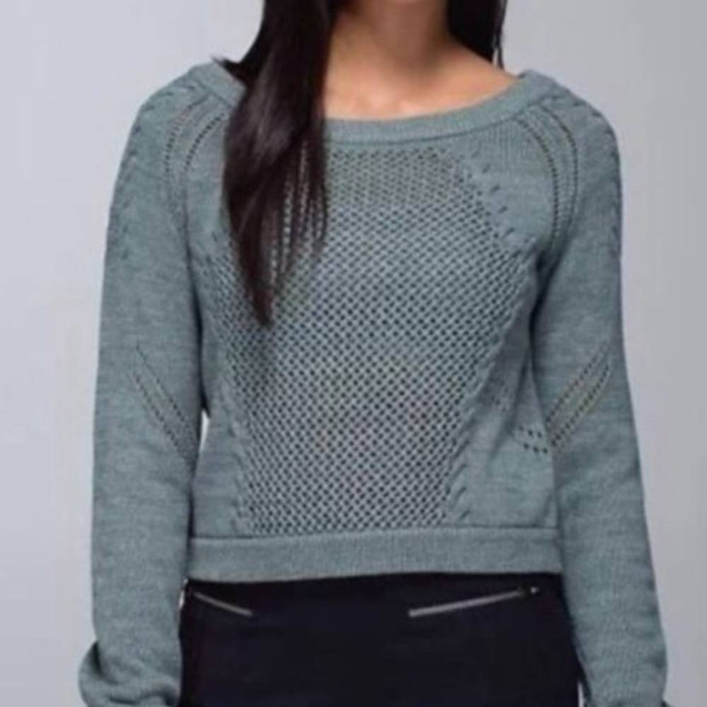 Lululemon Be Present Pullover
