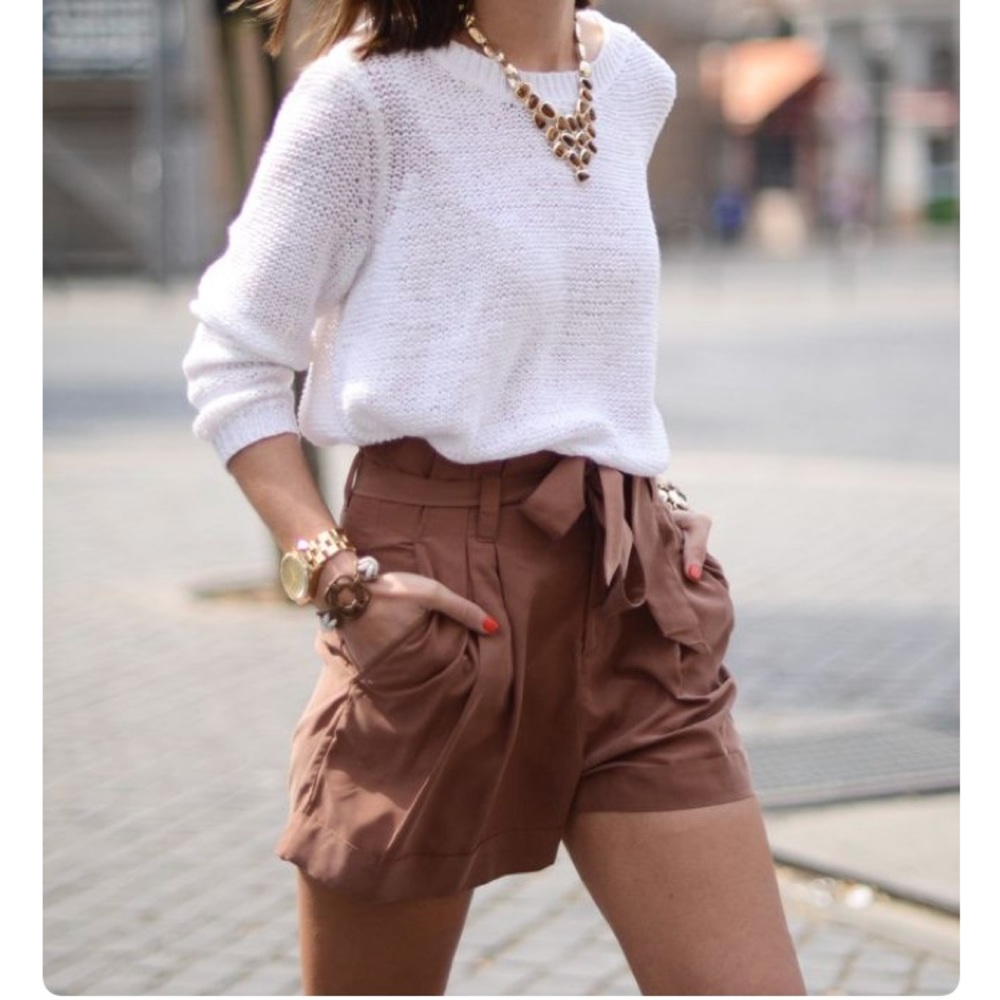 Brown linen cuffed shorts