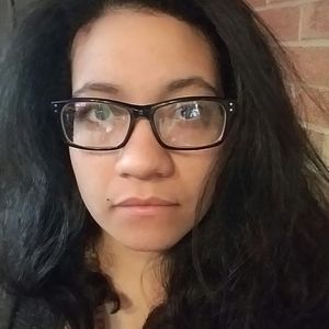 Meet your Posher, Cassandra