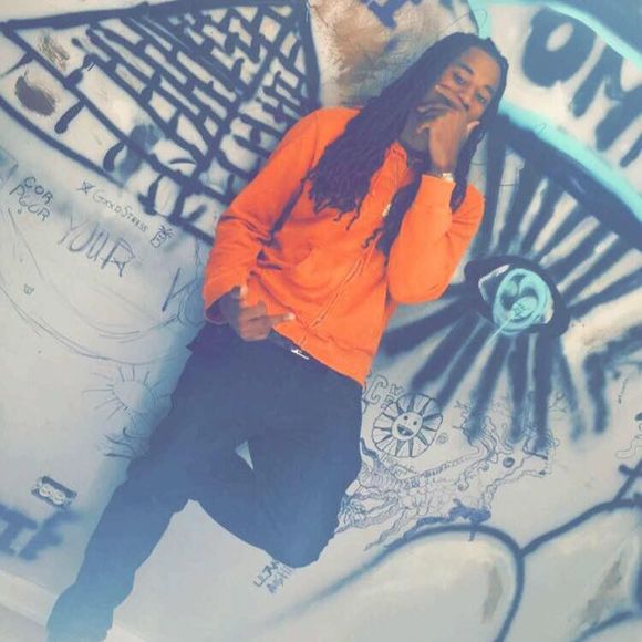 Meet your Posher, Page - Picture 1 of 1