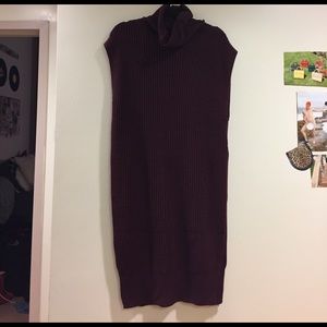 Burgundy Short Sleeved Turtle neck sweater