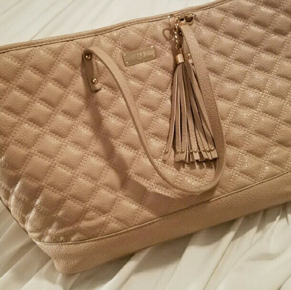 BCBG Tote tan LARGE