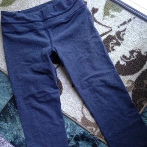 size 6 lululemon wunder under pants charcoal grey