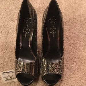NWT Jessica Simpson Peep Toe Heels