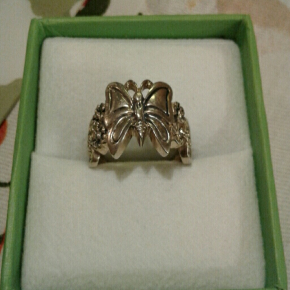 Sterling silver ring