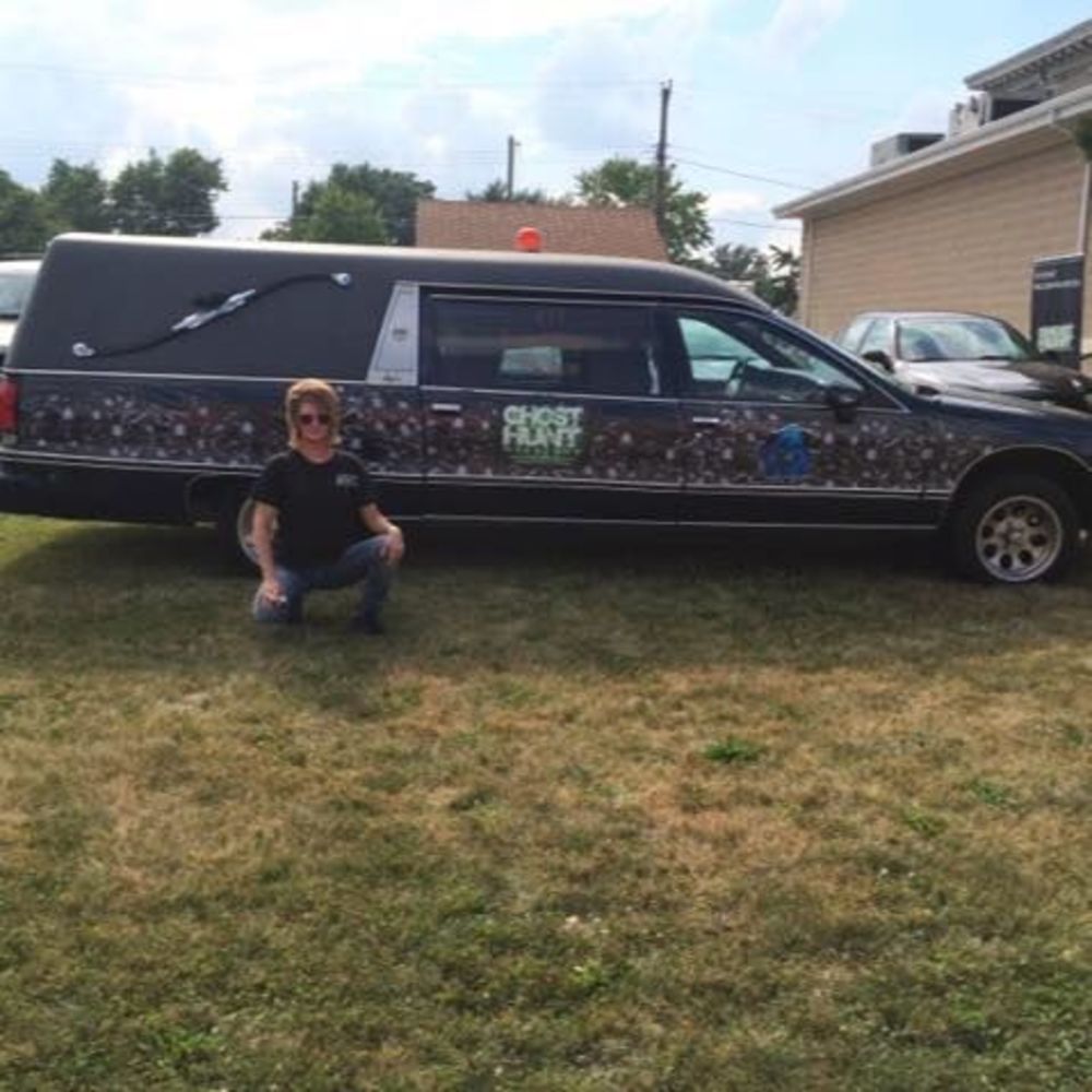 Meet your Posher, Cassandra