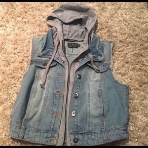 Jean hooded vest