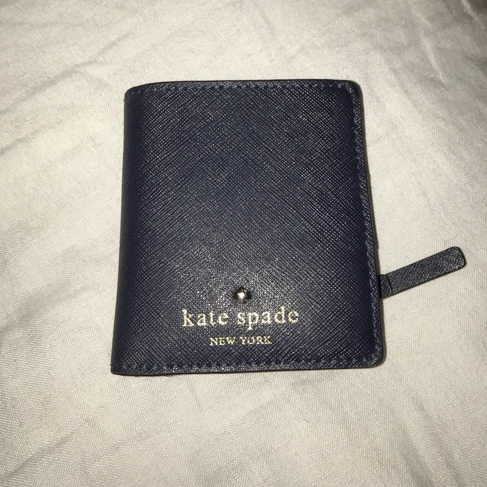 Kate spade mini wallet