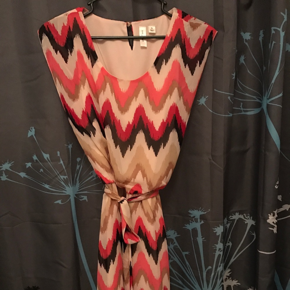Chevron dress EUC Small