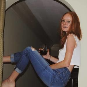 Meet your Posher, Natalie