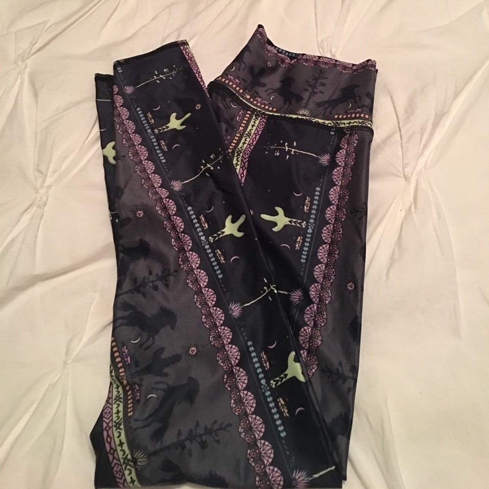 Teeki yoga pants