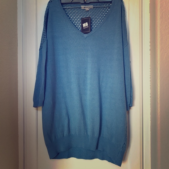Sweaters - NWT tunic fit sweater