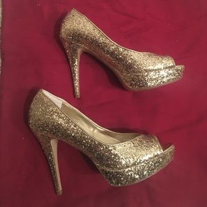 Gold pumps heels