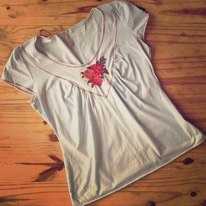 ‼️$5 SALE‼️ Olivia Moon Embroidered Top