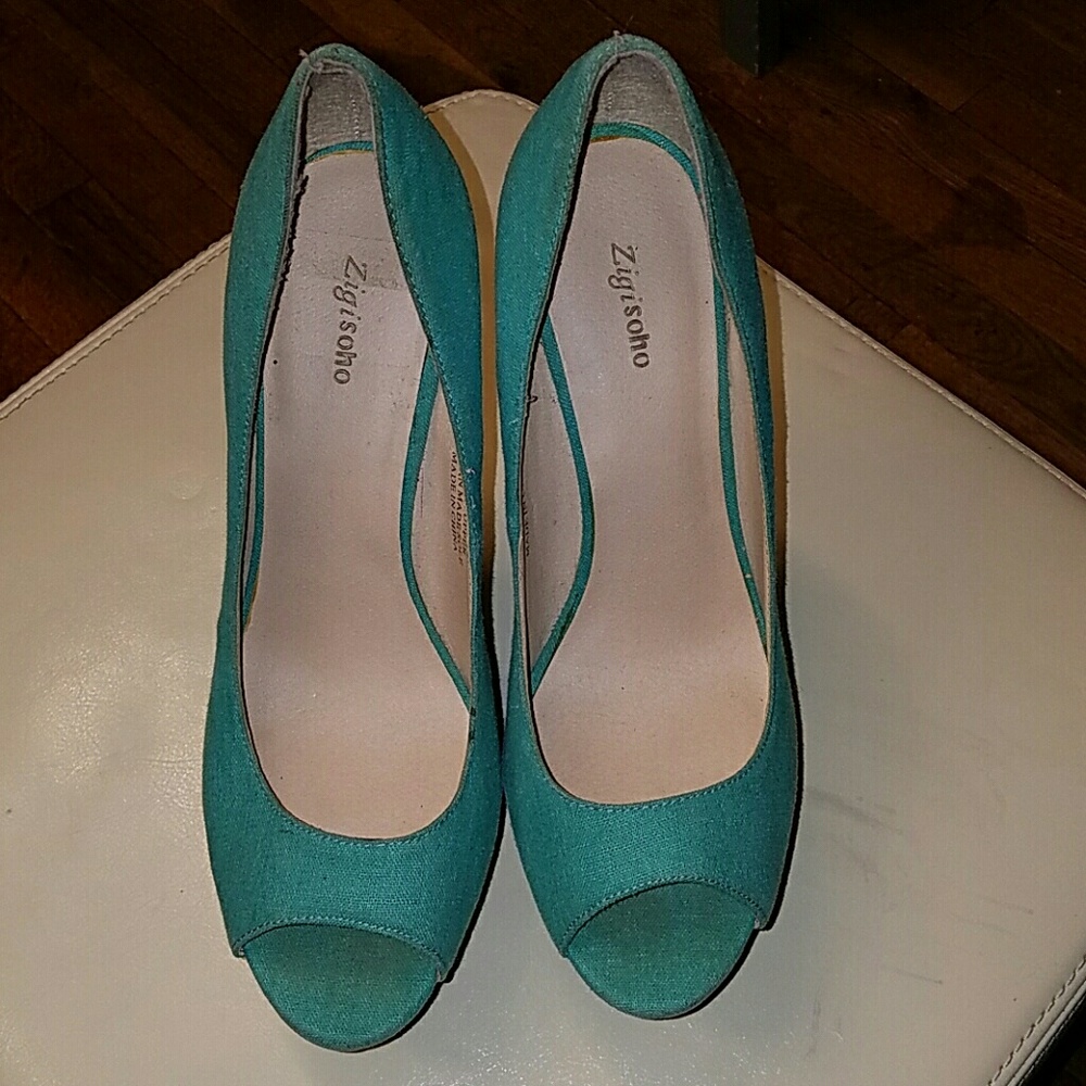 Shoe