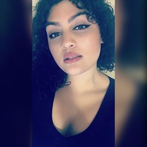 Meet your Posher, Alexa