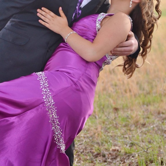 Prom Dress - Picture 4 of 4