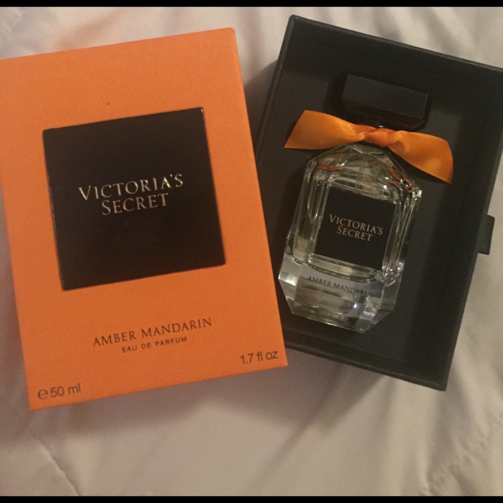VS Eau de Parfum: Amber Mandarin