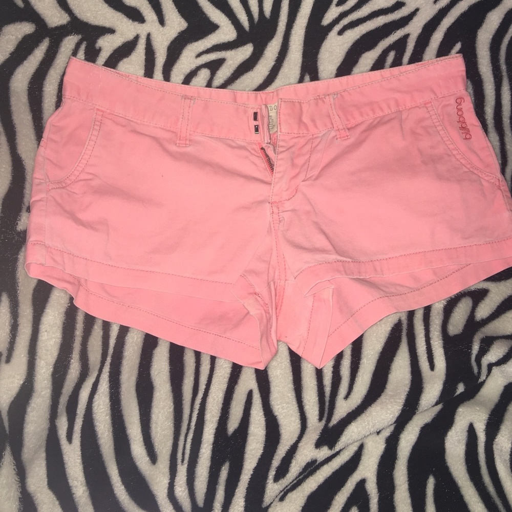 Billabong pink/peach shorts
