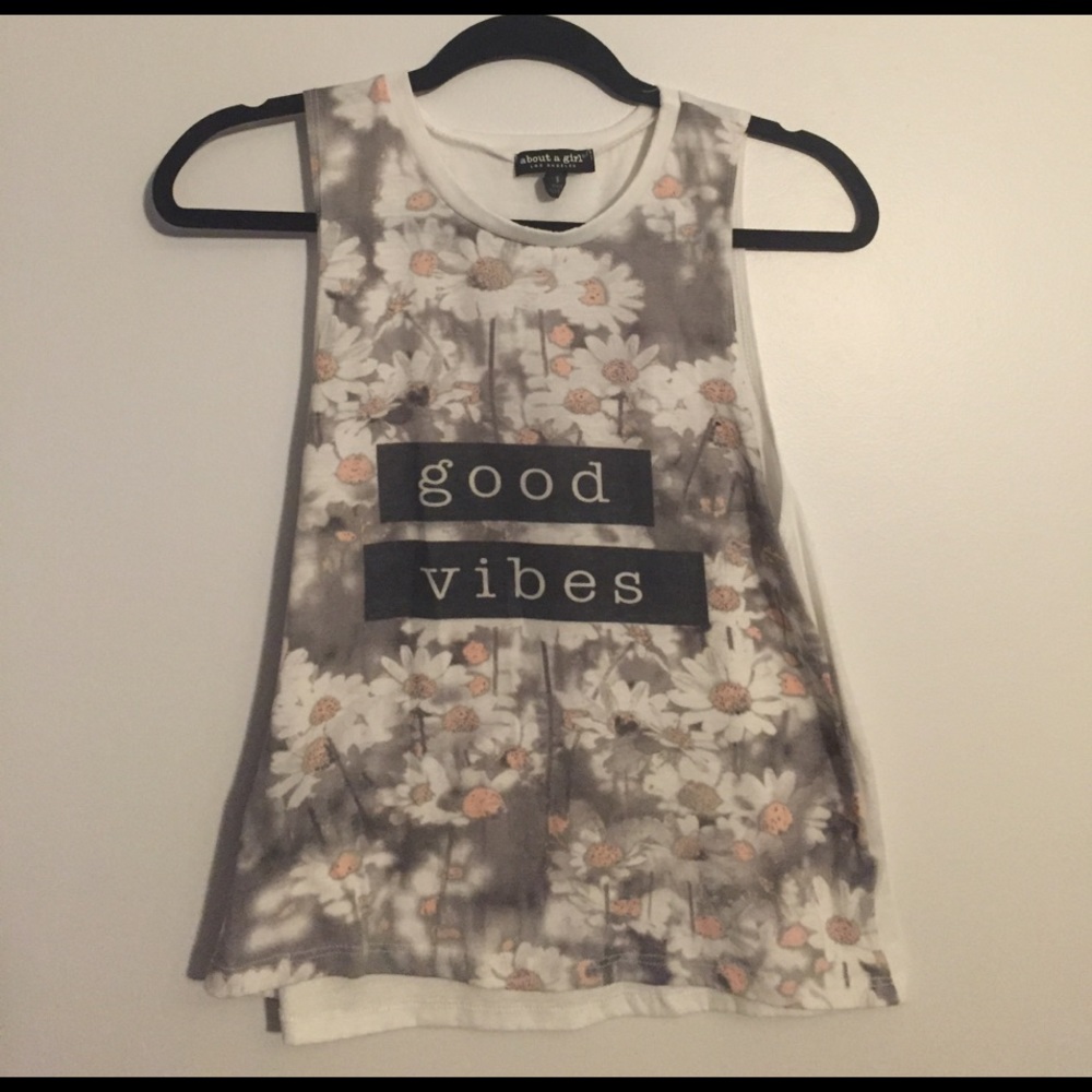 Good vibes tee