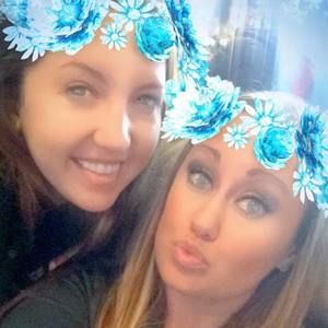 Meet your Posher, Tavia