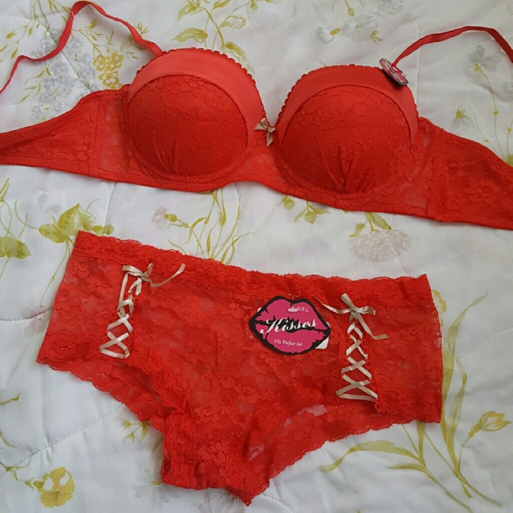 🚫 SOLD !!!  NWT lingerie set