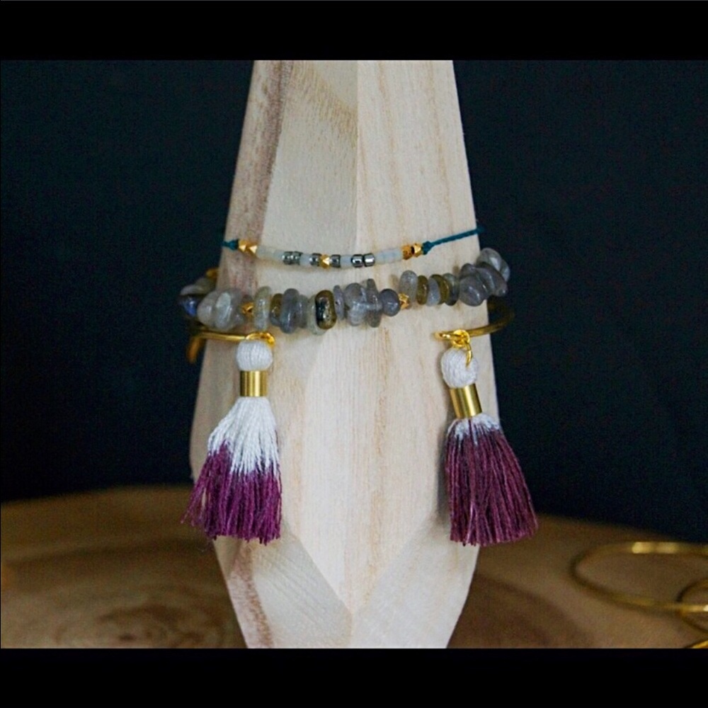 🌿:: Function & Fringe :: 🍂Dyed Tassel Bracelet !