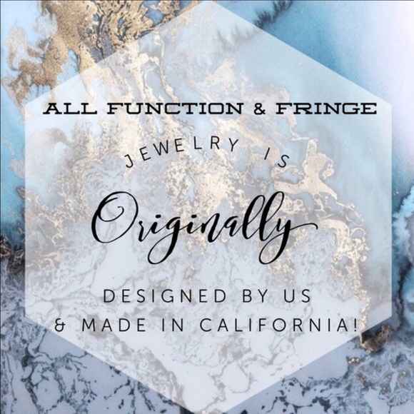 🌿:: Function & Fringe :: 🍂Dyed Tassel Bracelet ! - Picture 4 of 4