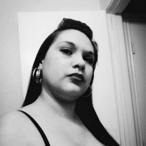 Meet your Posher, Alicia