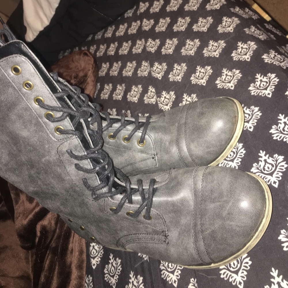 Grey Madden Girl boots