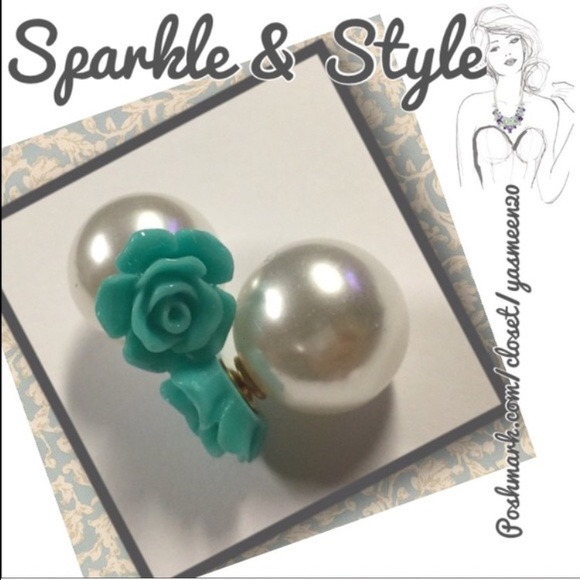 ✨💖Flower stud earrings ✨💖 - Picture 2 of 2